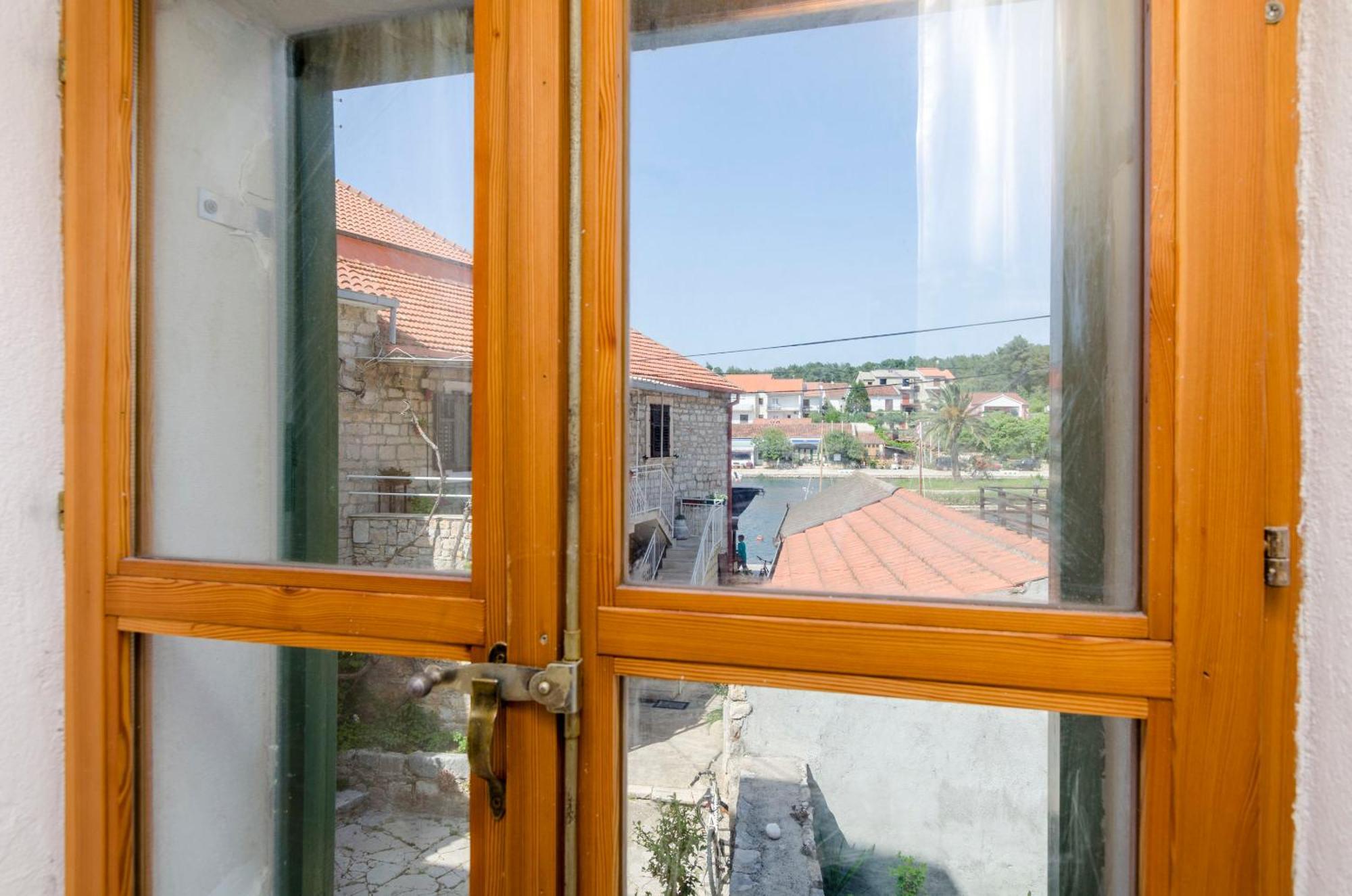 Apartments Draga - Traditional & In Center Vrboska Exteriör bild